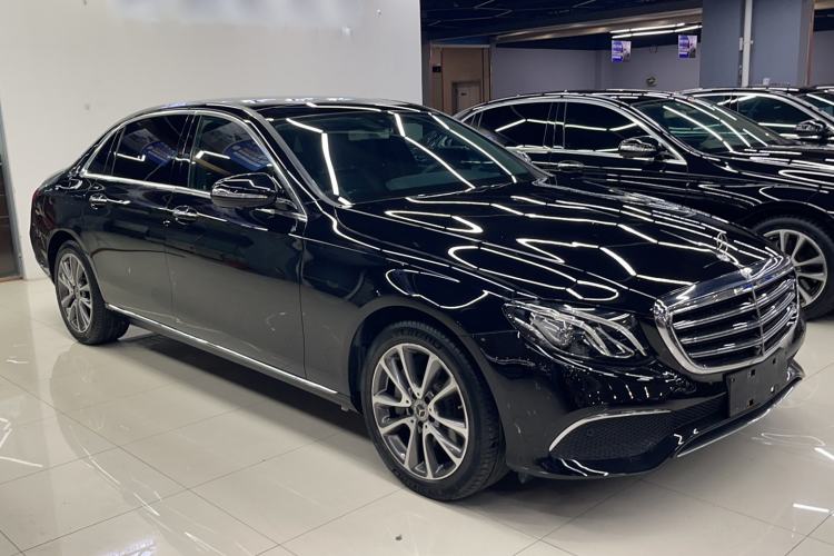 Used Mercedes-Benz E-Class 2019 Restyled E 300 L Luxury Edition Exterior 2