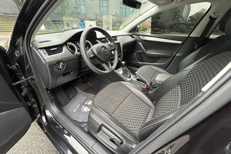 Used Skoda Octavia 2020 TSI280 DSG SmartDrive Luxury Edition