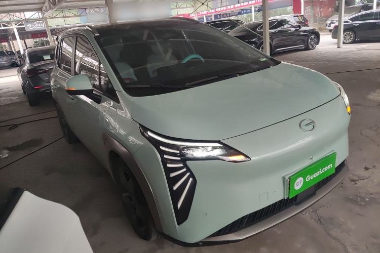 Used AION Y 2022 Plus 70 Tech Edition