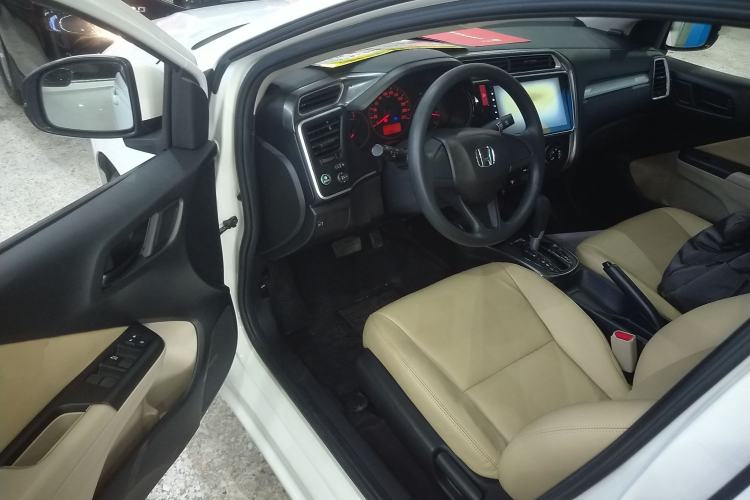 Used Honda Greiz 2016 1.5L CVT Classic Edition
