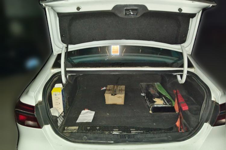 Used Roewe i6 New Energy 2017 45T Hybrid Connect & Smart Enjoyment Edition