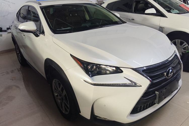 Used Lexus NX 2015 200T All-Wheel-Drive Fēngshàng Edition Front Right 45 Deg