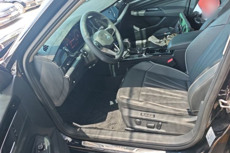 Used Volkswagen Passat 2024 330TSI Elite Edition

