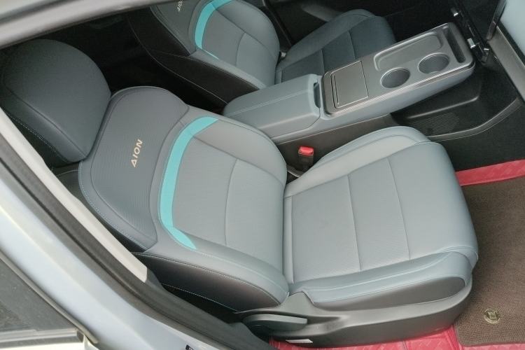 Used AION Y 2023 Younger Star Edition
