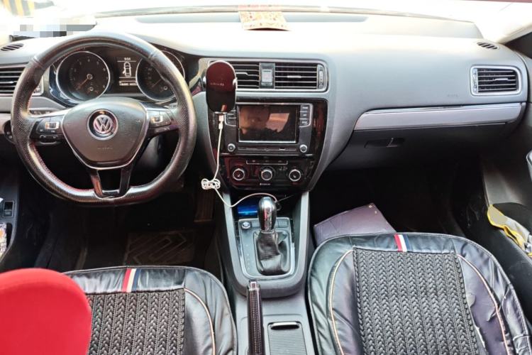 Used Volkswagen Sagitar 2018 180TSI DSG Prestige Edition
