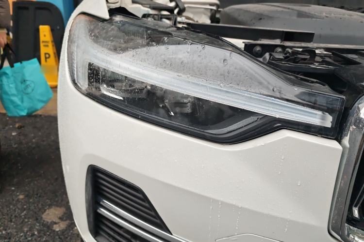 Used Volvo XC60 New Energy 2022 T8 Plug-in Hybrid All-Wheel Drive Zhiyuan Sport Edition