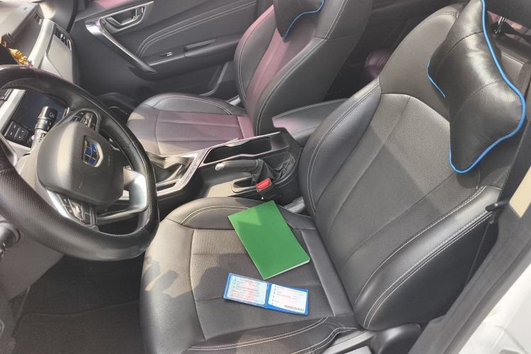 Used Geely Auto Vision X3 2019 Upgraded Model 1.5L Manual Luxury Version
