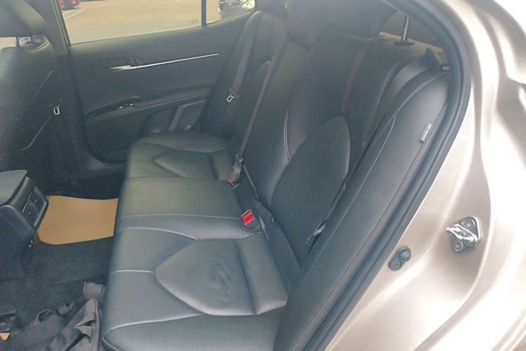 Used Toyota Camry 2019 Revised Version 2.0G Luxury Edition
