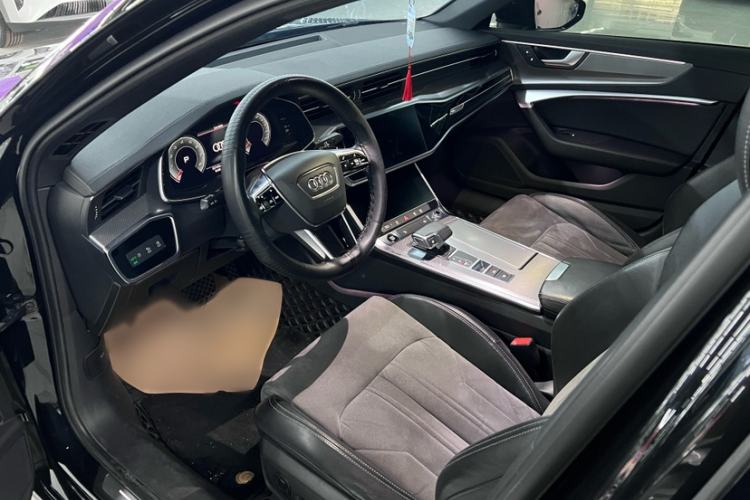 Used Audi A6L 2022 40 TFSI Luxury Dynamic Model Interior 5