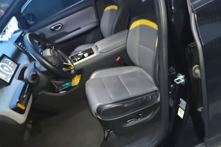 Used AION Y 2022 70 Intelligent Edition Lithium Iron Phosphate
