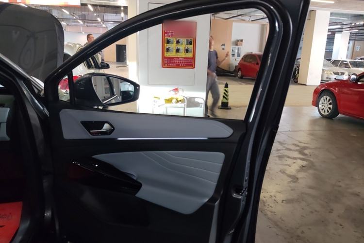 Used Volkswagen ID.4 X 2024 Pure & Smart Edition