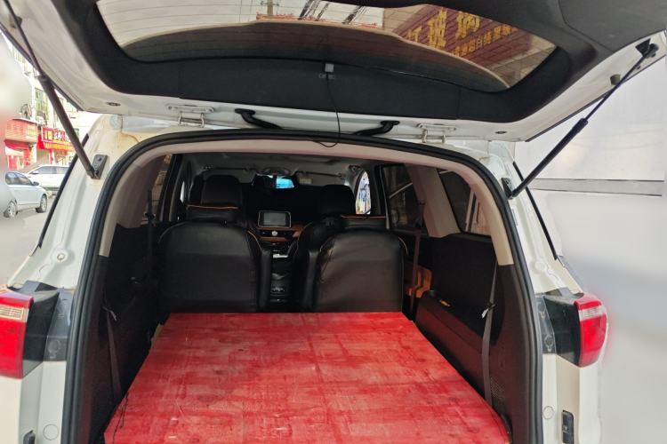 Used Wuling Hongguang S3 2018 1.5L Manual Luxury Model China V Standard
