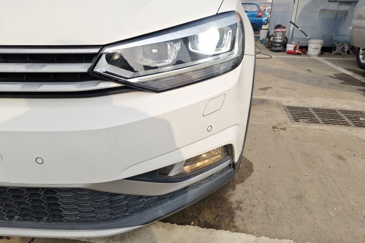 Used Volkswagen Touran 2018 Volkswagen Touran L 280TSI DSG Boundary Edition 7 Seats China VI Standard