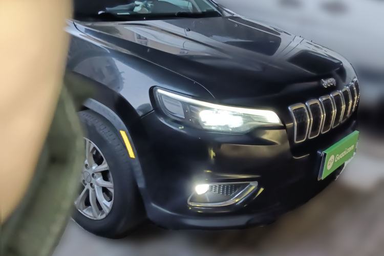 Used Jeep Cherokee 2019 2.0T Two-Wheel Drive Smart Enjoyment Version China VI