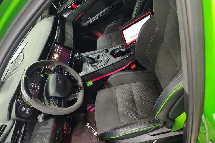 Used Lynk & Co 05 2022 05+ 2.0TD Automatic Exploration Edition
