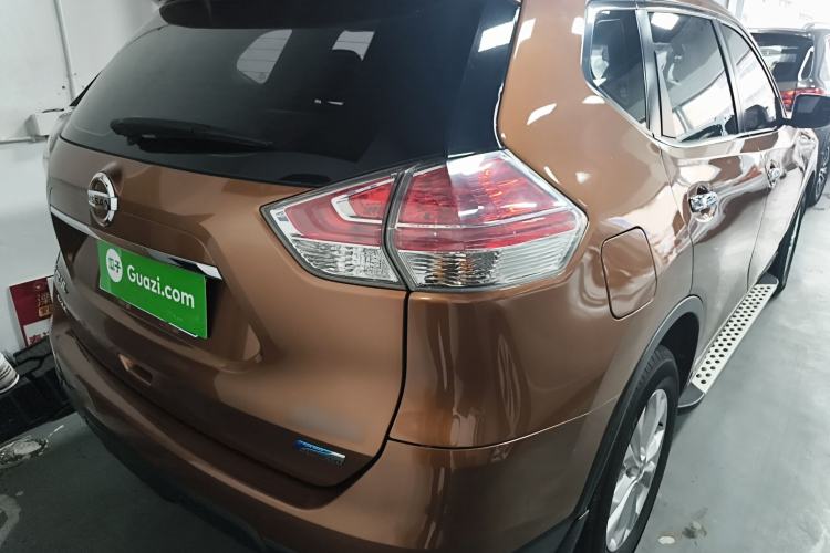 Used Nissan X-Trail 2016 2.0L CVT Smart Enjoyment Version 4WD
