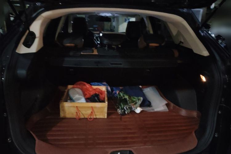 Used Soueast DX7 2015 1.5T Automatic Prestige Model Trunk