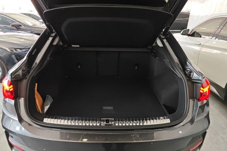 Used Audi Q3 Sportback 2020 40 TFSI Fashion Model
