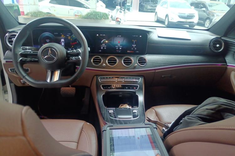 Used Mercedes-Benz E-Class 2023 Restyled E 300 L Sporty and Stylish Edition Center Console