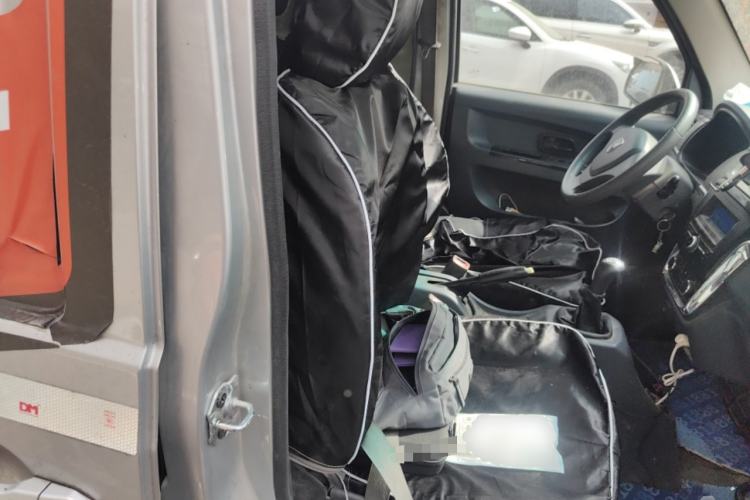 Used Jinbei Hiace X30 2019 1.5L Van Comfort Model China VI SWC15M Left Rear Seat