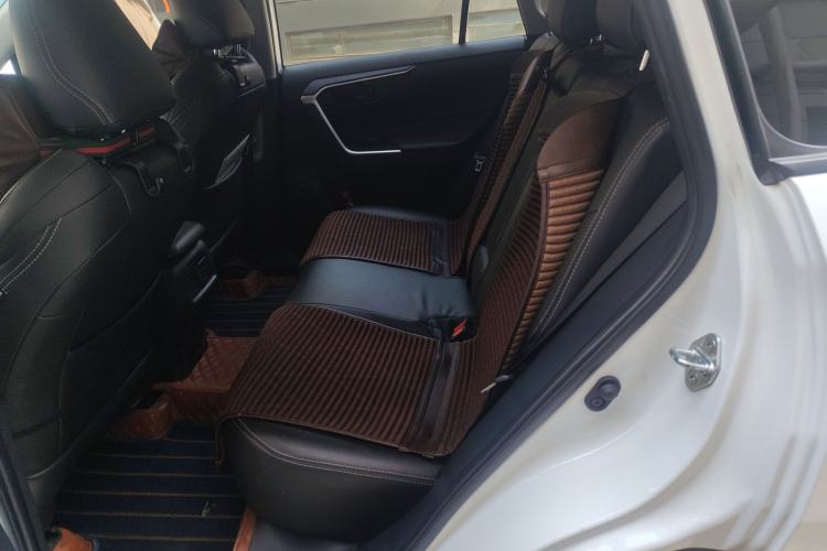 Used Toyota Wildlander 2022 2.0L CVT Two-Wheel Drive Leading Edition