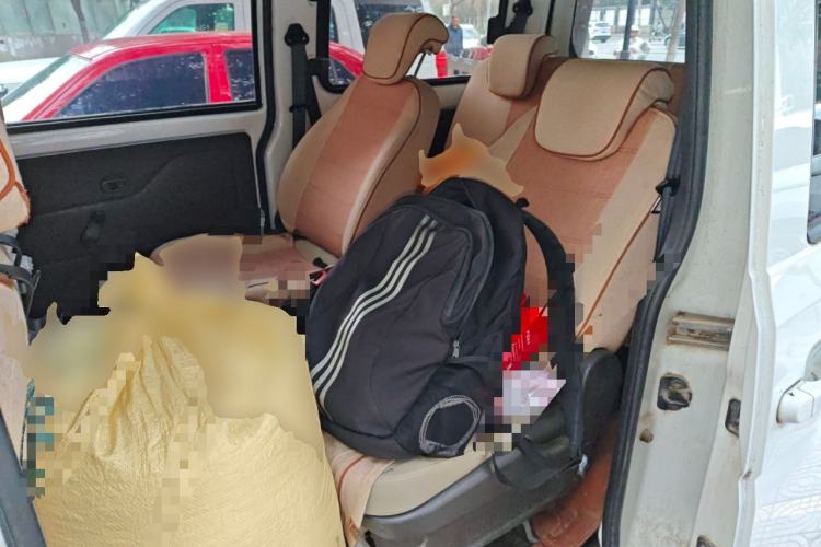 Used Wuling Rongguang V 2016 1.5L Standard Version
