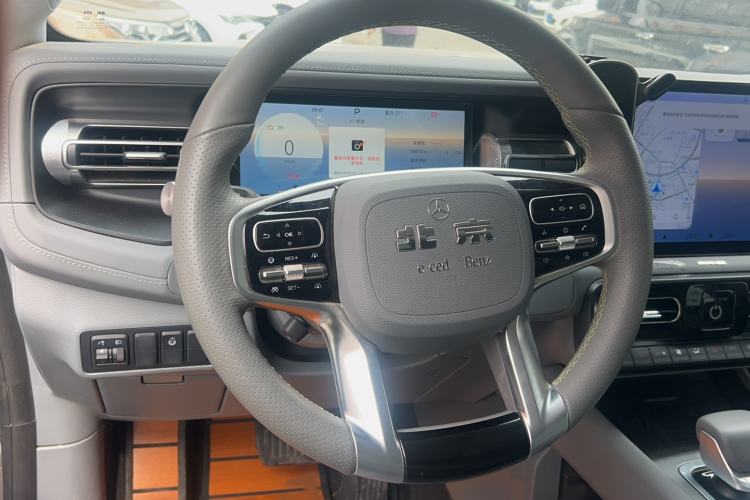 Used BAIC Off-Road BJ40 2024 2.0T All-New Ring of the Taklamakan Champion Edition Steering Wheel