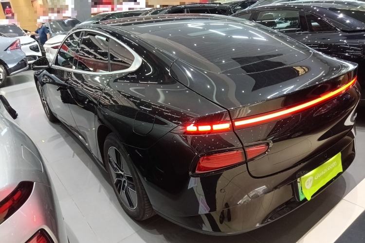 Used XPeng P7 2024 P7i 550 Pro Exterior 2