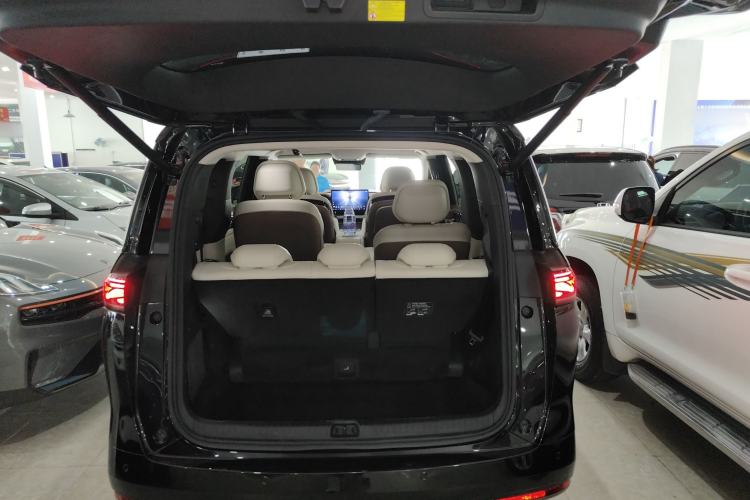 Used BYD Xia 2025 DM-i 1.5T 180km Excellence Model Trunk