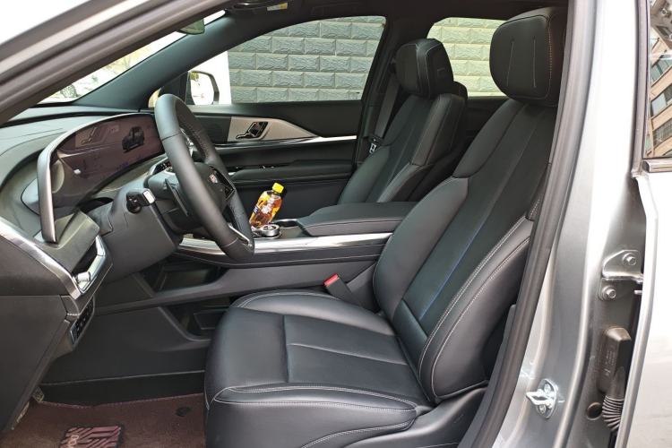 Used Cadillac XT5 2025 2.0T Luxury Version Left Front Seat