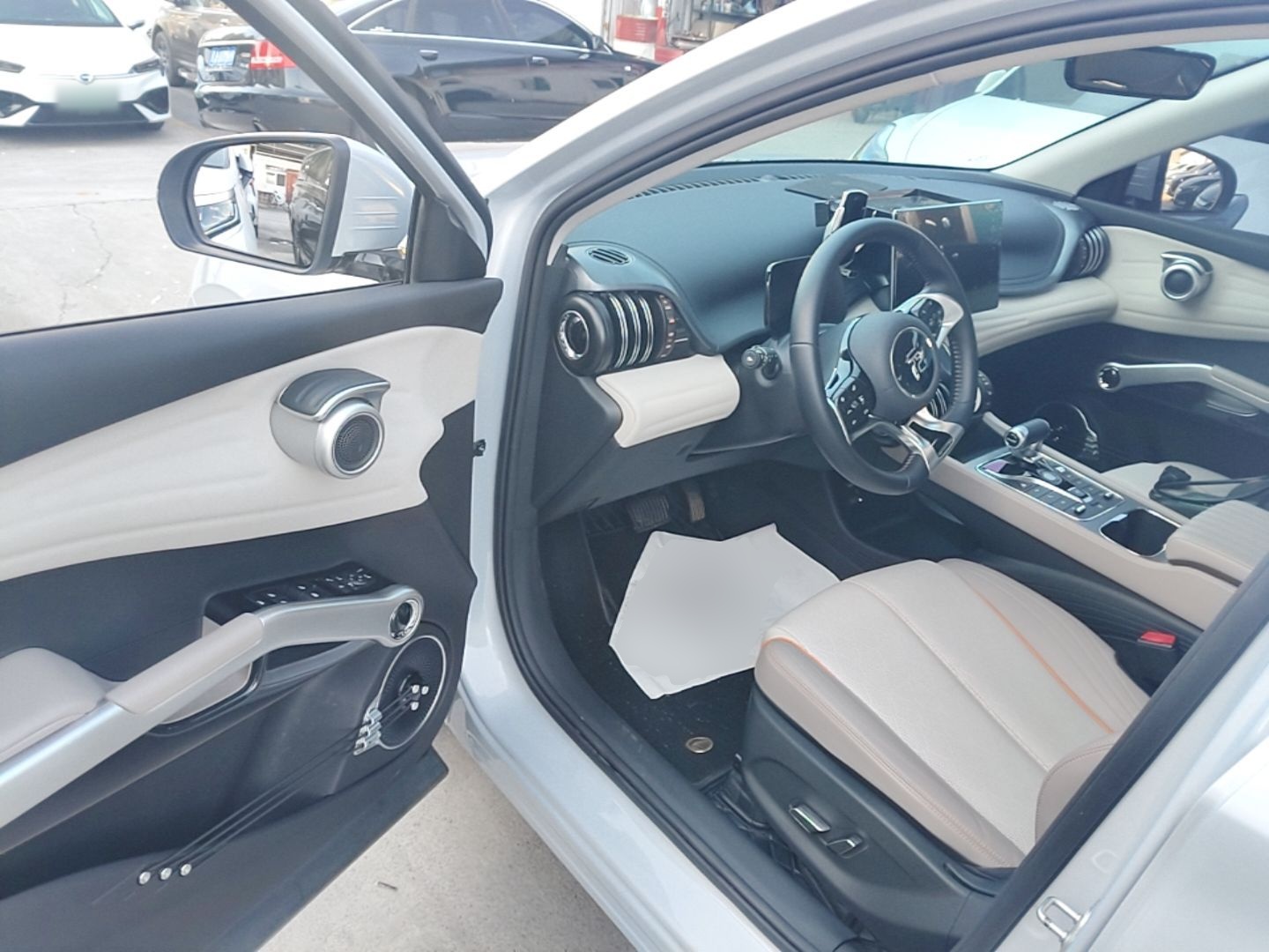 BYD Yuan PLUS 2024 Honor Edition 510KM Beyond Model — снимка 18