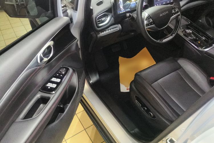 Used AION V 2021 Plus 70 Smart Technology Edition Lithium Iron Phosphate