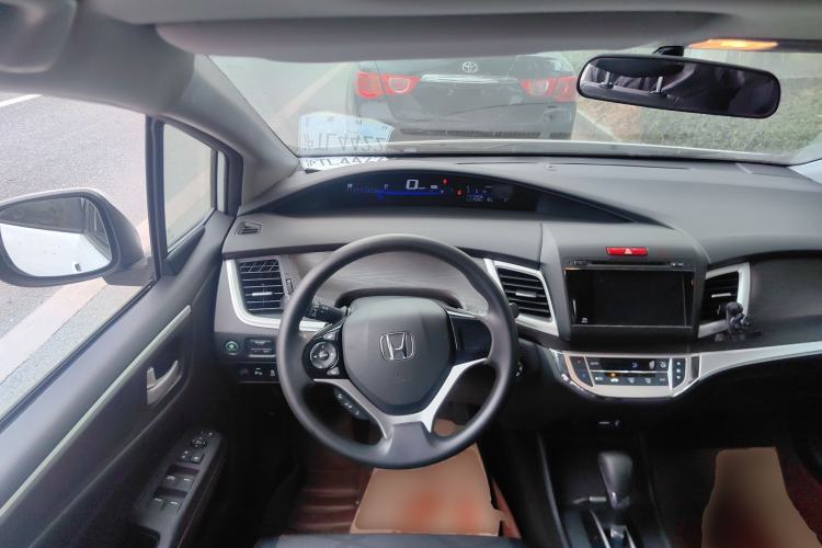 Used Honda Jade 2014 1.8L Automatic Comfort Elite Version 5 Seats