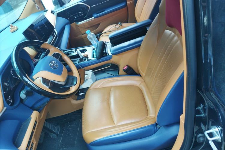 Used Toyota SIENNA 2024 2.5L Hybrid Comfort Edition