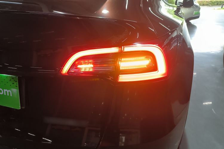 Used Tesla Model Y 2023 Rear-Wheel-Drive Version