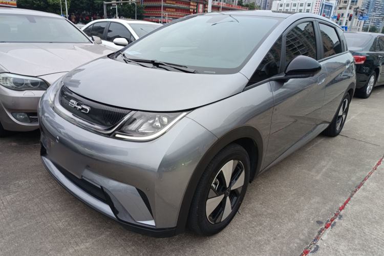 Used BYD Dolphin 2023 420 km Fashion Edition