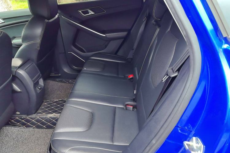 Used JMC Yusheng S330 2016 1.5L GTDi Automatic Two-Wheel Drive Fashion Edition
