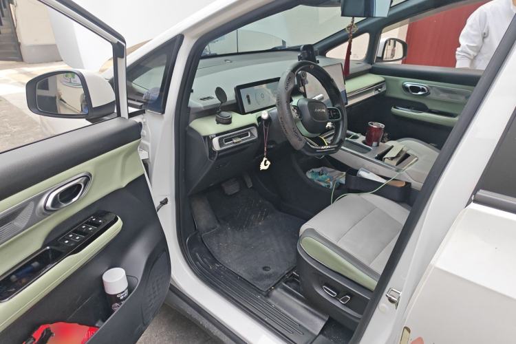 Used AION Y 2022 Plus 70 Tech Edition Driver Seat