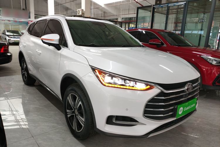 Used BYD Tang 2019 2.0T Automatic SmartConnect Luxury Edition 7 Seats China VI Standard
