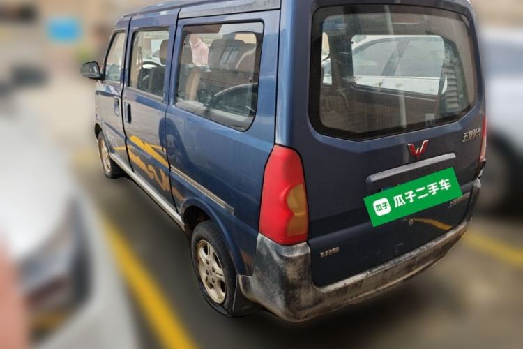 Used Wuling Rongguang 2011 1.2L Standard Version
