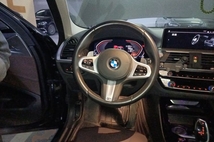 Used BMW X3 2021 xDrive28i M Sport Package Steering Wheel
