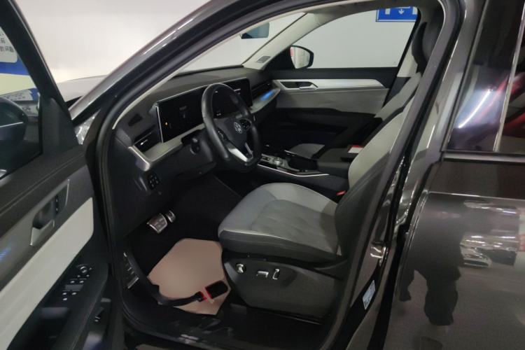 Used Volkswagen Tavendor 2023 380TSI Four-Wheel Drive R-Line First Edition Left Front Seat