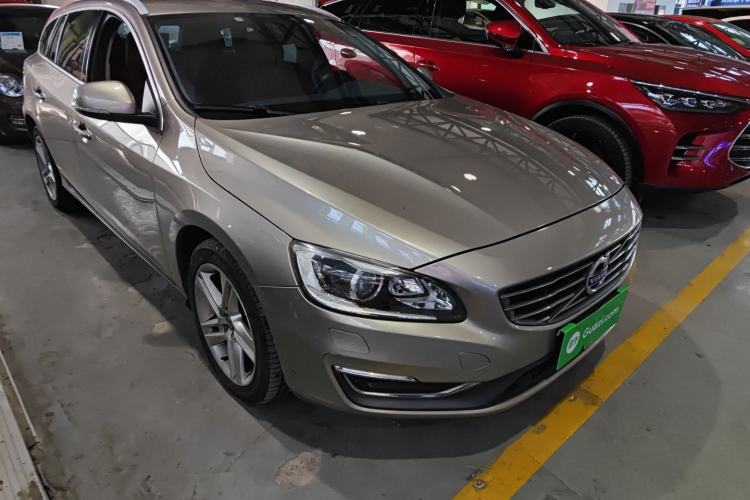 Used Volvo V60 2014 T5 Zhiya Edition
