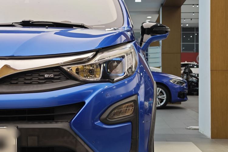 Used BYD Yuan 2016 1.5L Automatic Luxury Version Left Front Headlight
