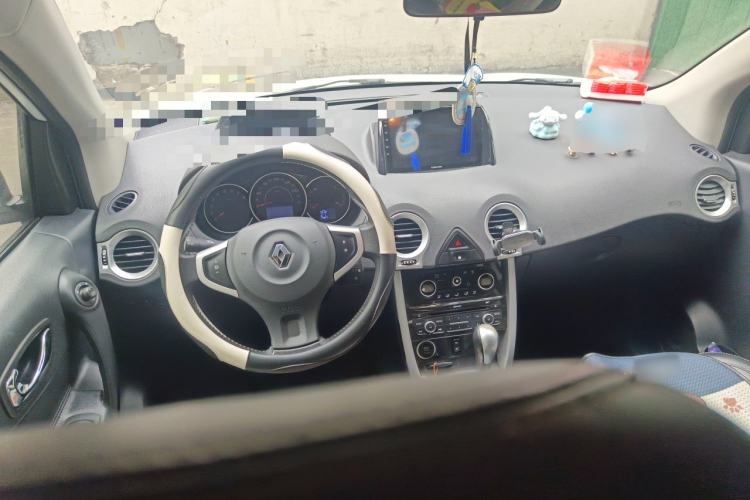 Used Renault Koleos 2014 Revised Version 2.0L Two-Wheel Drive Fashion Edition