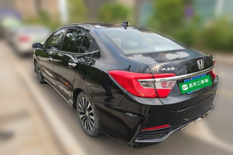 Used Honda Crider 2013 1.8L automatic luxury edition Rear Left 45 Deg