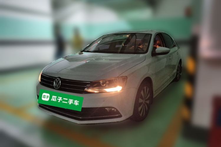 Used Volkswagen Sagitar 2015 230TSI Automatic Luxury Model