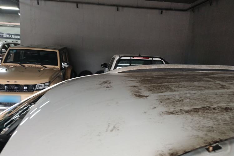 Used JMC Yusheng S350 2013 2.4T Automatic 4x4 Diesel Luxury 5-Seater Roof