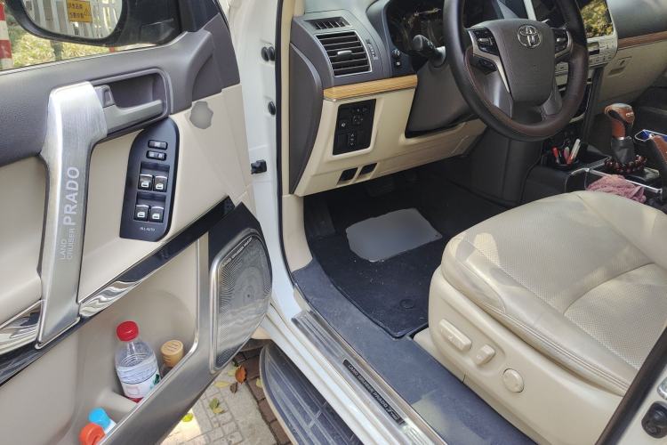 Used Toyota Prado 2018 3.5L Automatic TX-L with Rear-Mounted Spare Tire
