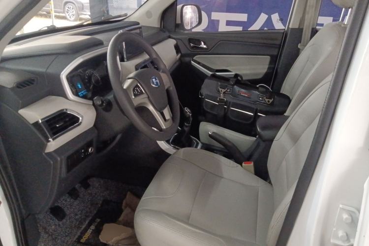 Used BAIC Changhe M70 2017 1.5L manual first-class cabin Left Front Seat